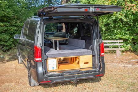 Box kempingowy - Moonbox ze stołem Van/Bus 119cm