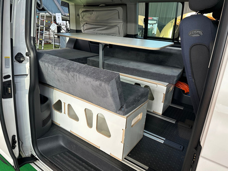 Box kempingowy - Moonbox ze stołem Van/Bus 119cm Modify - Biały